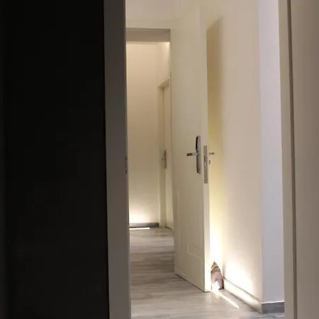 Urban 3* טיראנה