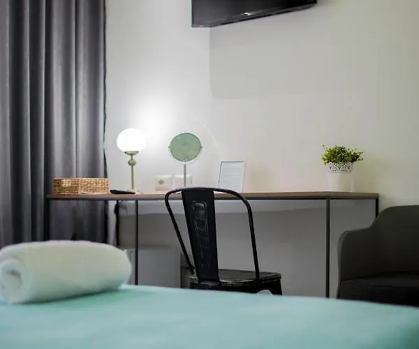 بيت ضيافة Urban تيرانا